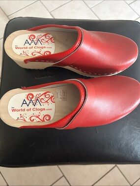 Red Leather Women's Clogs